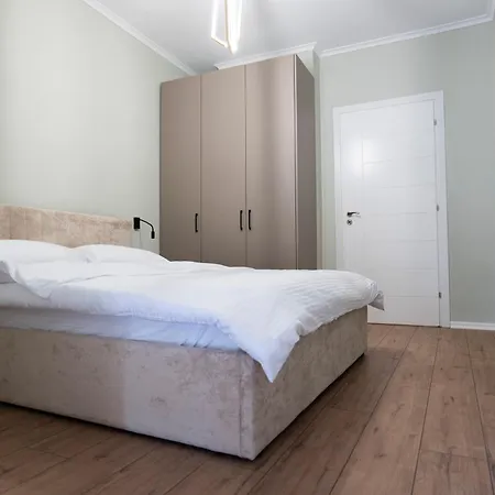 Centralin Apartotel Appartement Tirana