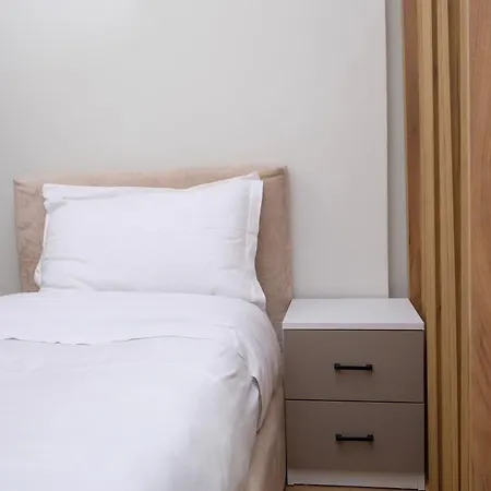 Centralin Apartotel Appartement Tirana